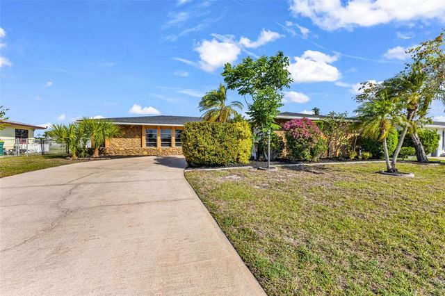 18 ANNAPOLIS LANE, Rotonda West, FL 33947