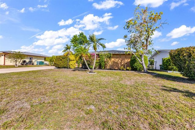 18 ANNAPOLIS LANE, Rotonda West, FL 33947