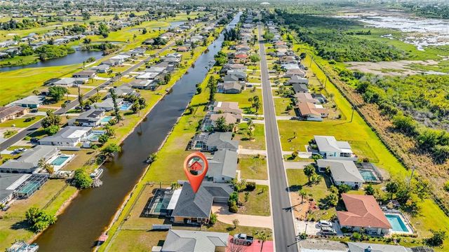 18 ANNAPOLIS LANE, Rotonda West, FL 33947