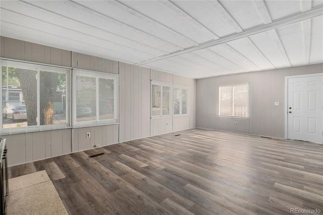 2001 Moselle Street, Denver, CO 80260