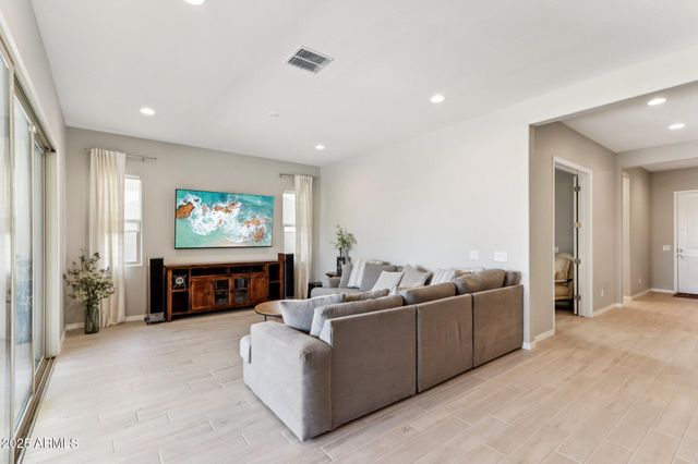 15916 S 177TH Drive, Goodyear, AZ 85338