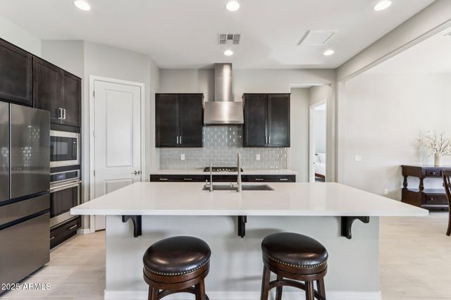 15916 S 177TH Drive, Goodyear, AZ 85338