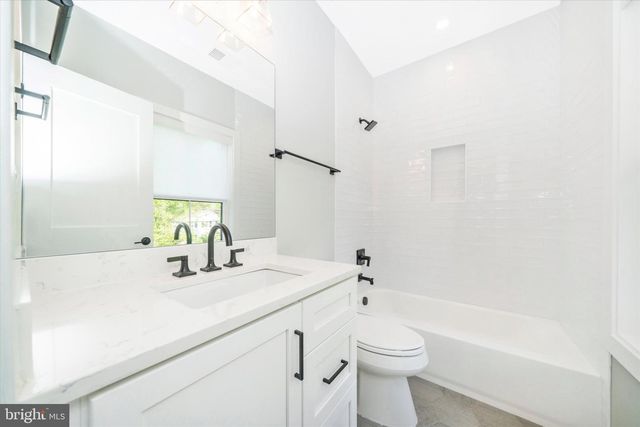 8104 WOODHAVEN BLVD, Bethesda, MD 20817