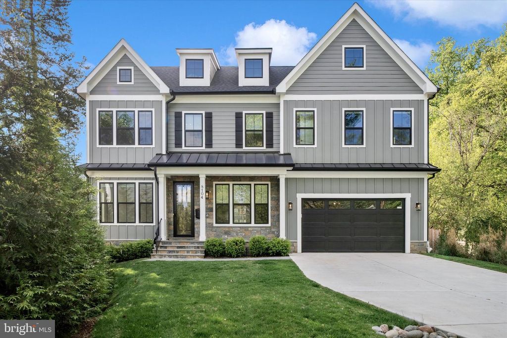 Image 2 of property listing at 8104 WOODHAVEN BLVD, Bethesda, MD 20817