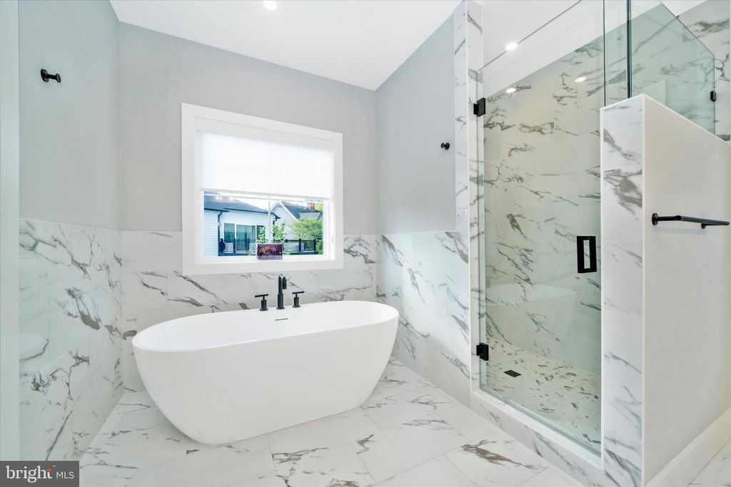 Image 41 of property listing at 8104 WOODHAVEN BLVD, Bethesda, MD 20817