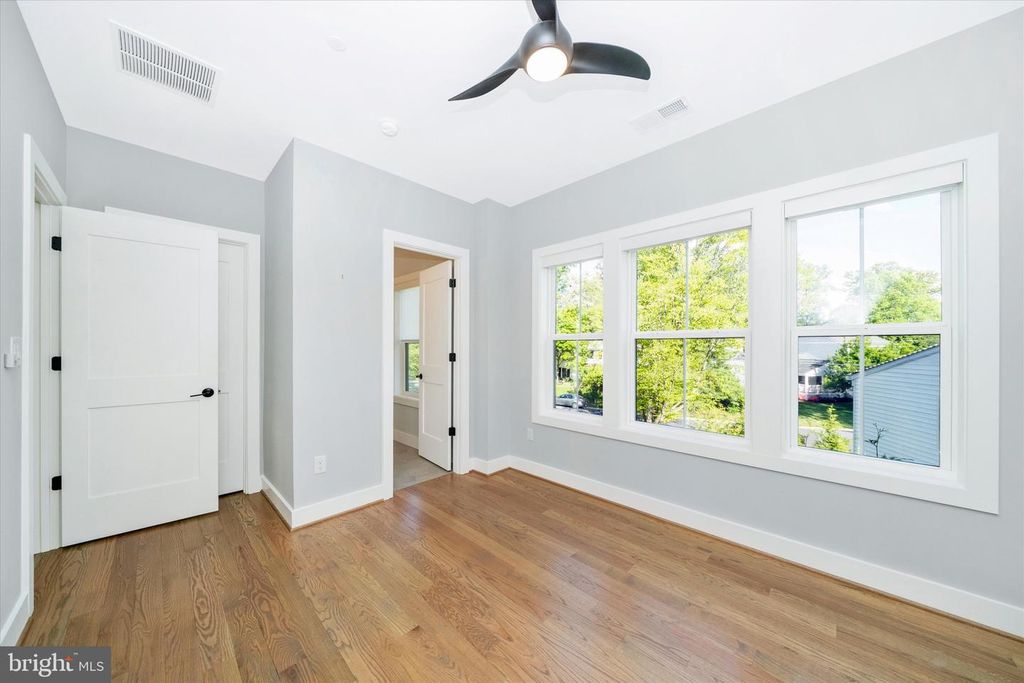 Image 50 of property listing at 8104 WOODHAVEN BLVD, Bethesda, MD 20817