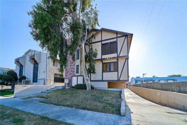 1417 S Marguerita Avenue 10, Alhambra, CA 91803