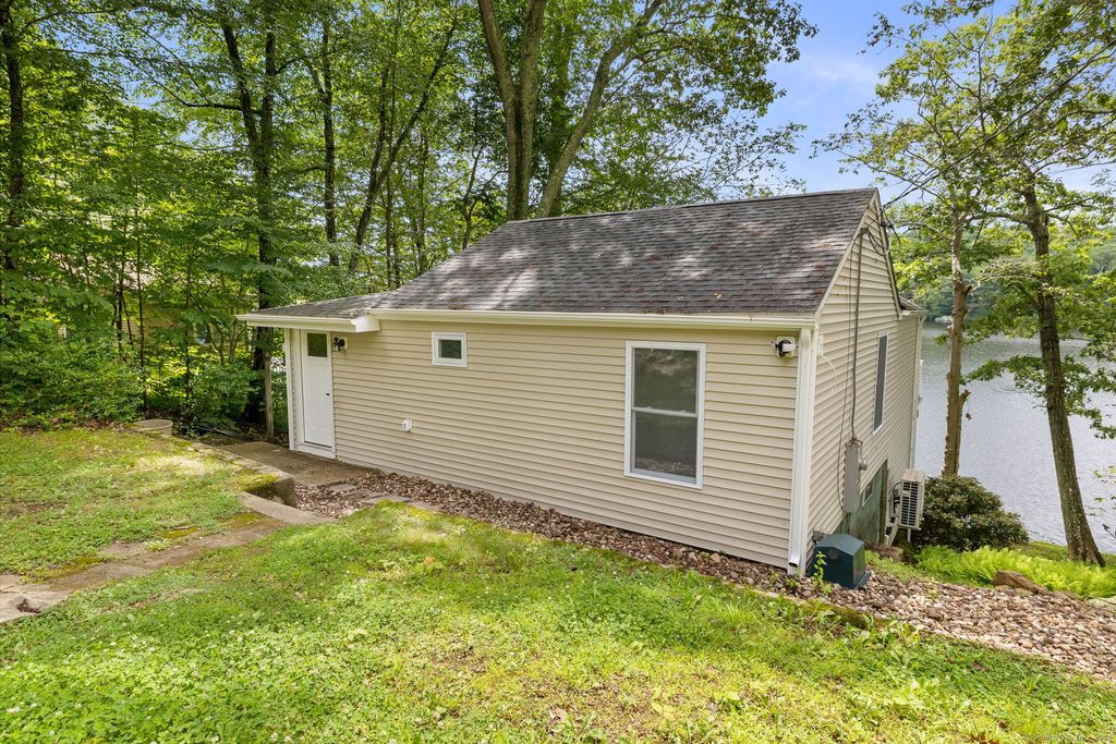 145 Lakeview Drive, Colchester, CT 06415