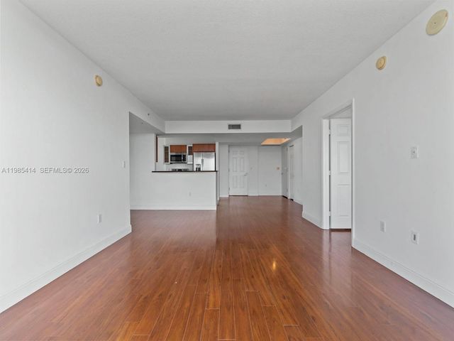 3232 SW 22nd Ter 1609, Miami, FL 33145