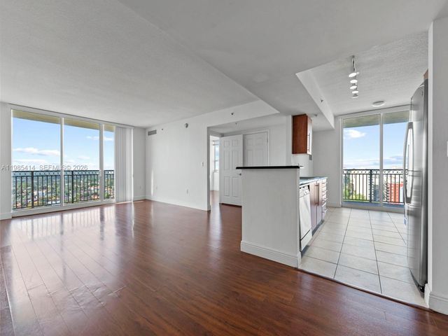 3232 SW 22nd Ter 1609, Miami, FL 33145