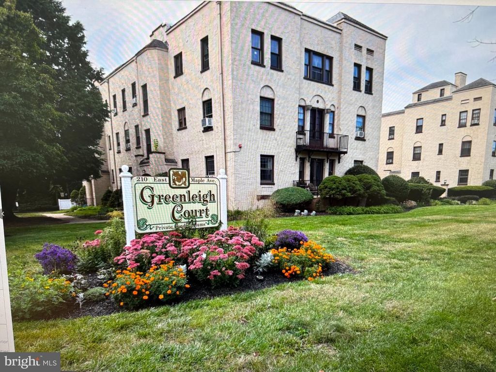 210 E MAPLE AVE #B6, Merchantville, NJ 08109 — exterior
