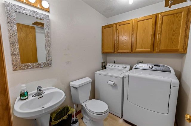 200 Dentaria Drive, Cottage Grove, WI 53527