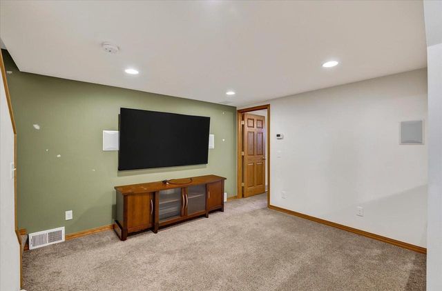 200 Dentaria Drive, Cottage Grove, WI 53527