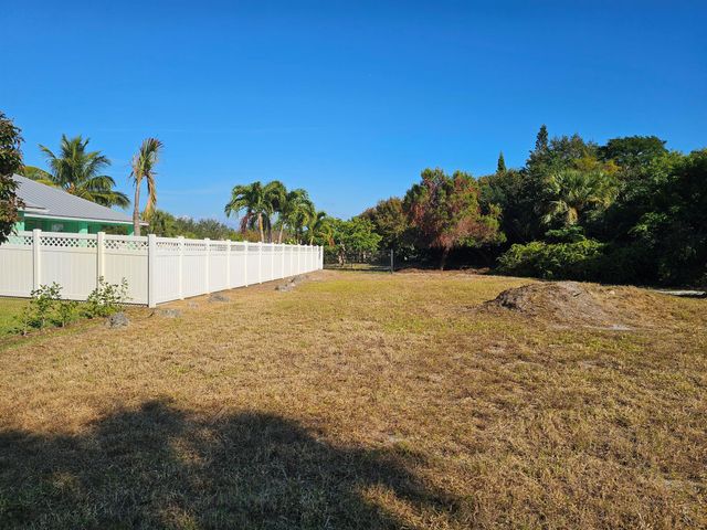 4767 NE Silas Court, Jensen Beach, FL 34957