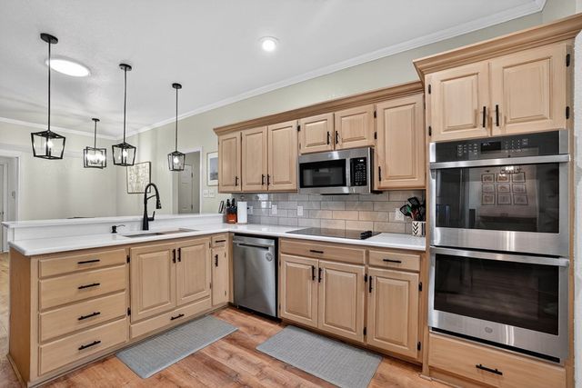 4505 Rosewood Dr, Midland, TX 79707