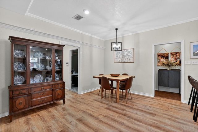 4505 Rosewood Dr, Midland, TX 79707