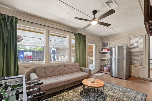 4505 Rosewood Dr, Midland, TX 79707