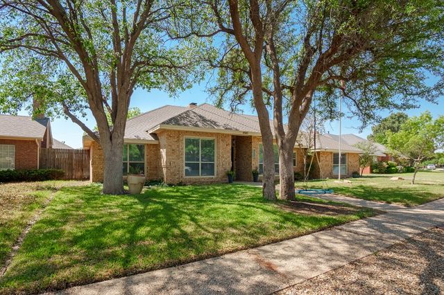 4505 Rosewood Dr, Midland, TX 79707