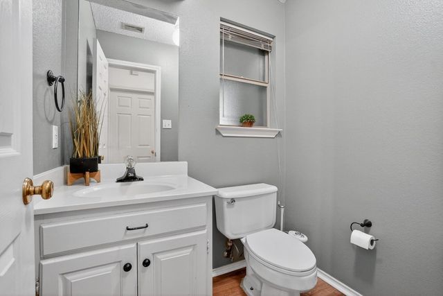 4505 Rosewood Dr, Midland, TX 79707