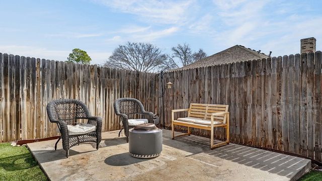 4505 Rosewood Dr, Midland, TX 79707