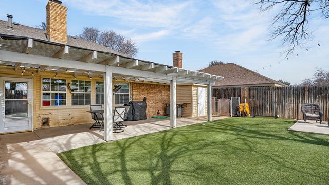 4505 Rosewood Dr, Midland, TX 79707