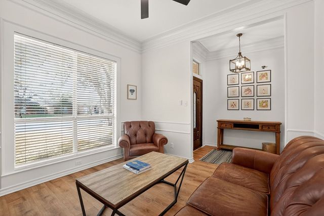 4505 Rosewood Dr, Midland, TX 79707