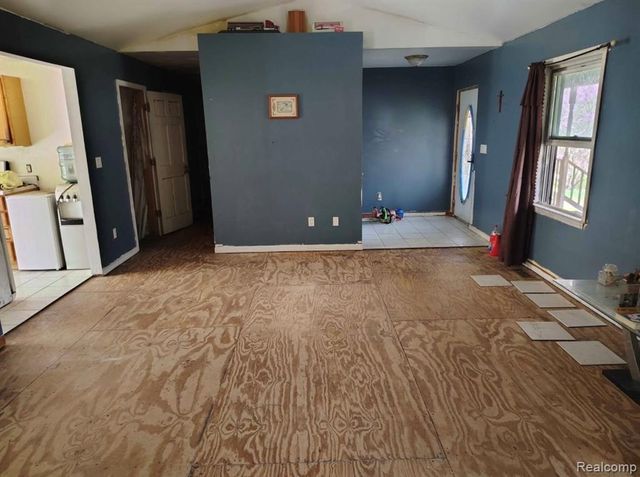 12249 Tuttlehill Road, Milan, MI 48160