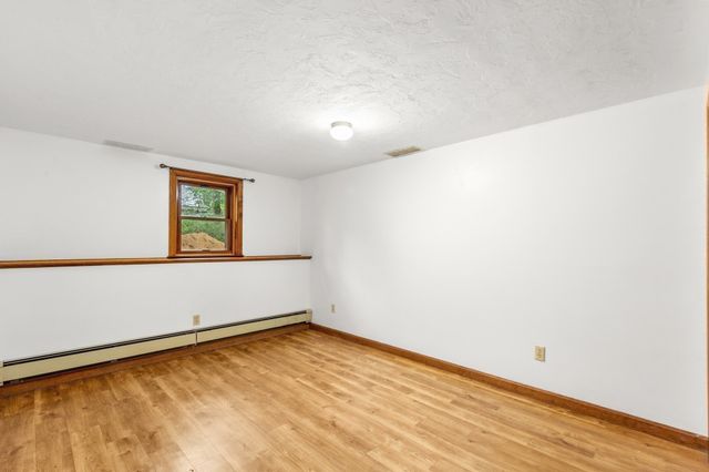3 Autumn Way, Bourne, MA 02532