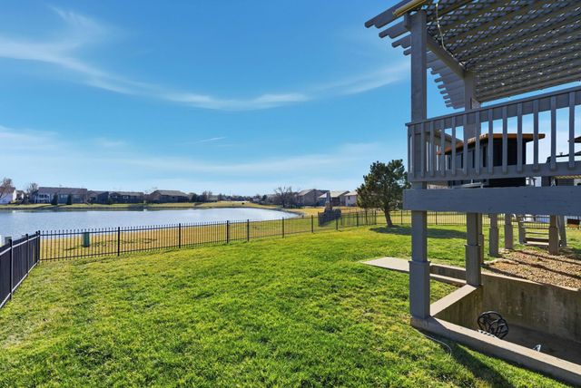 1332 N Lake Edge Cir, Goddard, KS 67052