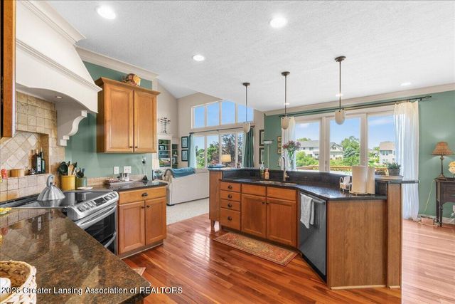 12728 Ospreys Way, Dewitt, MI 48820