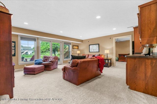 12728 Ospreys Way, Dewitt, MI 48820