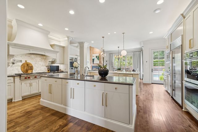 283 Jones Pkwy, Brentwood, TN 37027