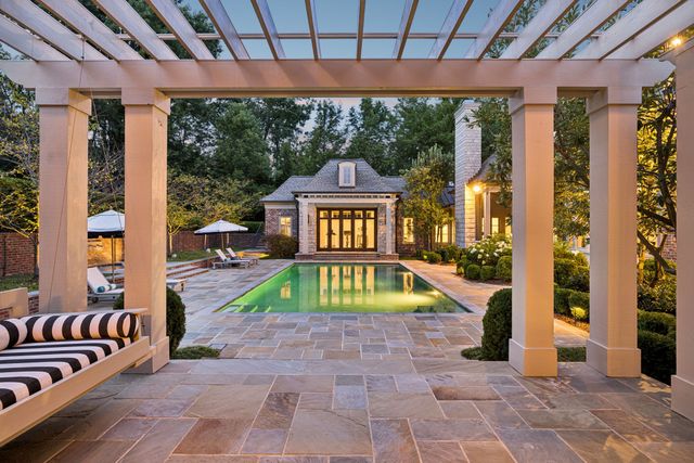 283 Jones Pkwy, Brentwood, TN 37027