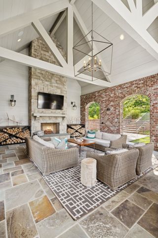 283 Jones Pkwy, Brentwood, TN 37027
