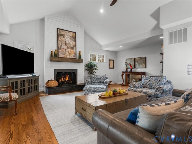 12522 Stagfield Rd, Ashland, VA 23005