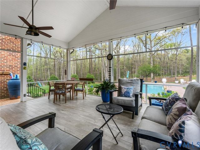 12522 Stagfield Rd, Ashland, VA 23005
