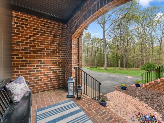 12522 Stagfield Rd, Ashland, VA 23005