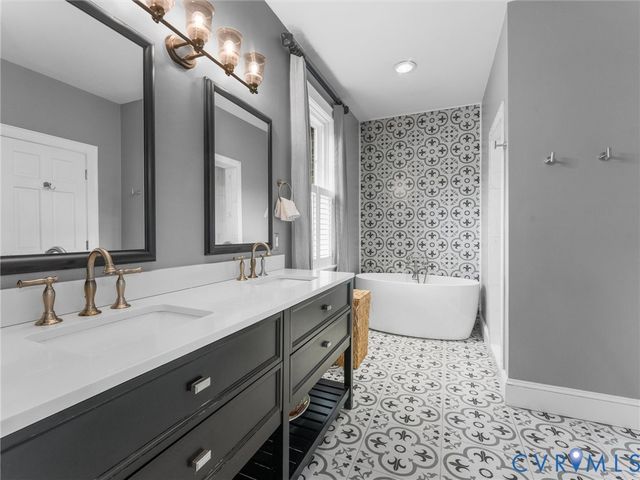 12522 Stagfield Rd, Ashland, VA 23005