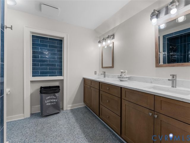 12522 Stagfield Rd, Ashland, VA 23005