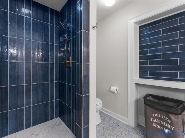 12522 Stagfield Rd, Ashland, VA 23005