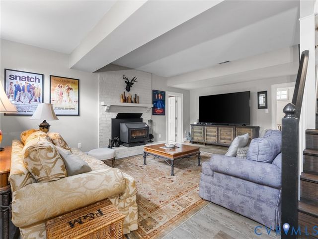 12522 Stagfield Rd, Ashland, VA 23005