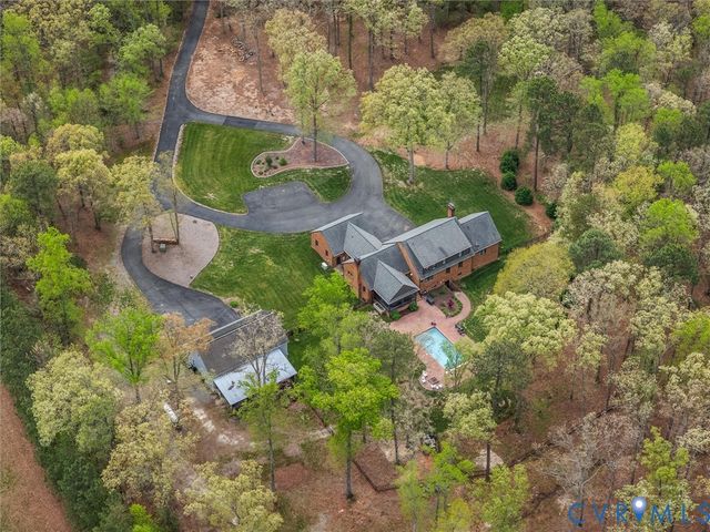 12522 Stagfield Rd, Ashland, VA 23005