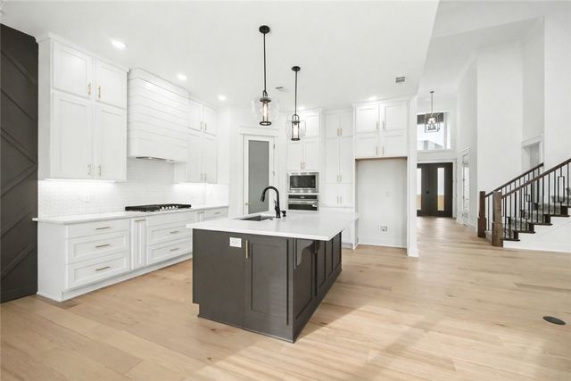 541 Bose Avenue, Centerton, AR 72719