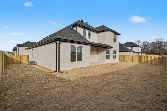 541 Bose Avenue, Centerton, AR 72719