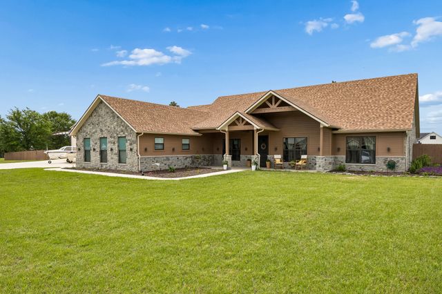 761 Private Road 7005, Edgewood, TX 75117