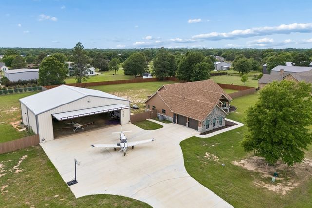 761 Private Road 7005, Edgewood, TX 75117