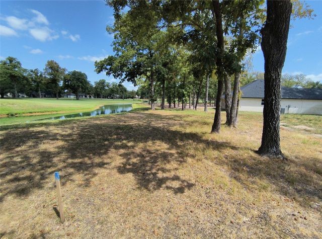 205 Saint Andrews Drive, Mabank, TX 75156