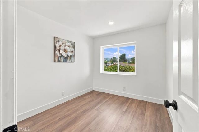 229 S Palm Avenue, Santa Paula, CA 93060