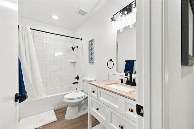 229 S Palm Avenue, Santa Paula, CA 93060