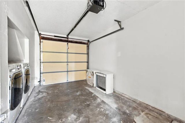 229 S Palm Avenue, Santa Paula, CA 93060